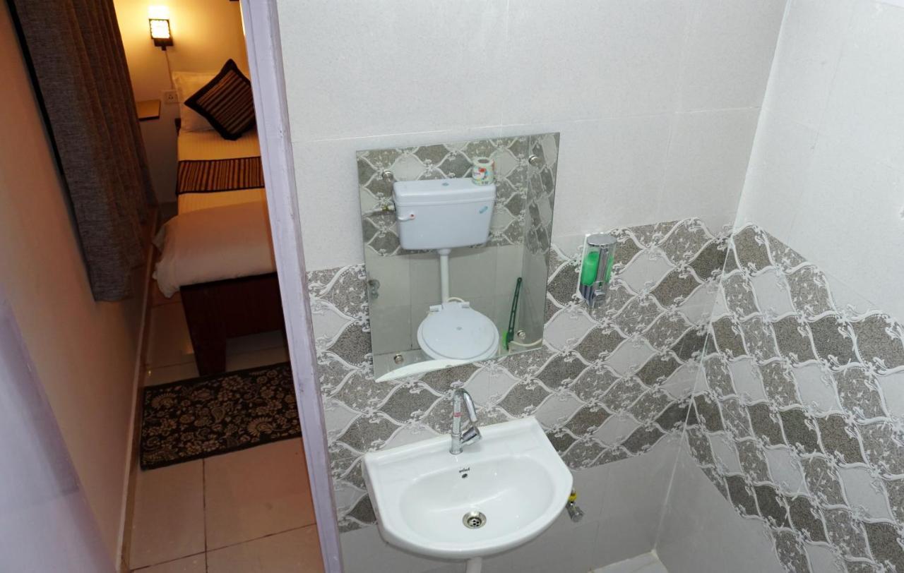 Zostel Agra Pansiyon Agra  Dış mekan fotoğraf